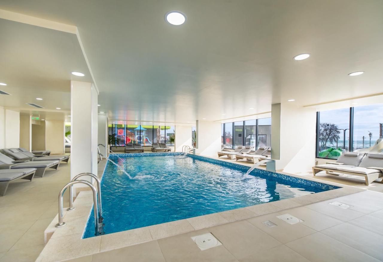 Cermar Apartment- Spa N Pool Beach Resort- Parking Mamaia Εξωτερικό φωτογραφία