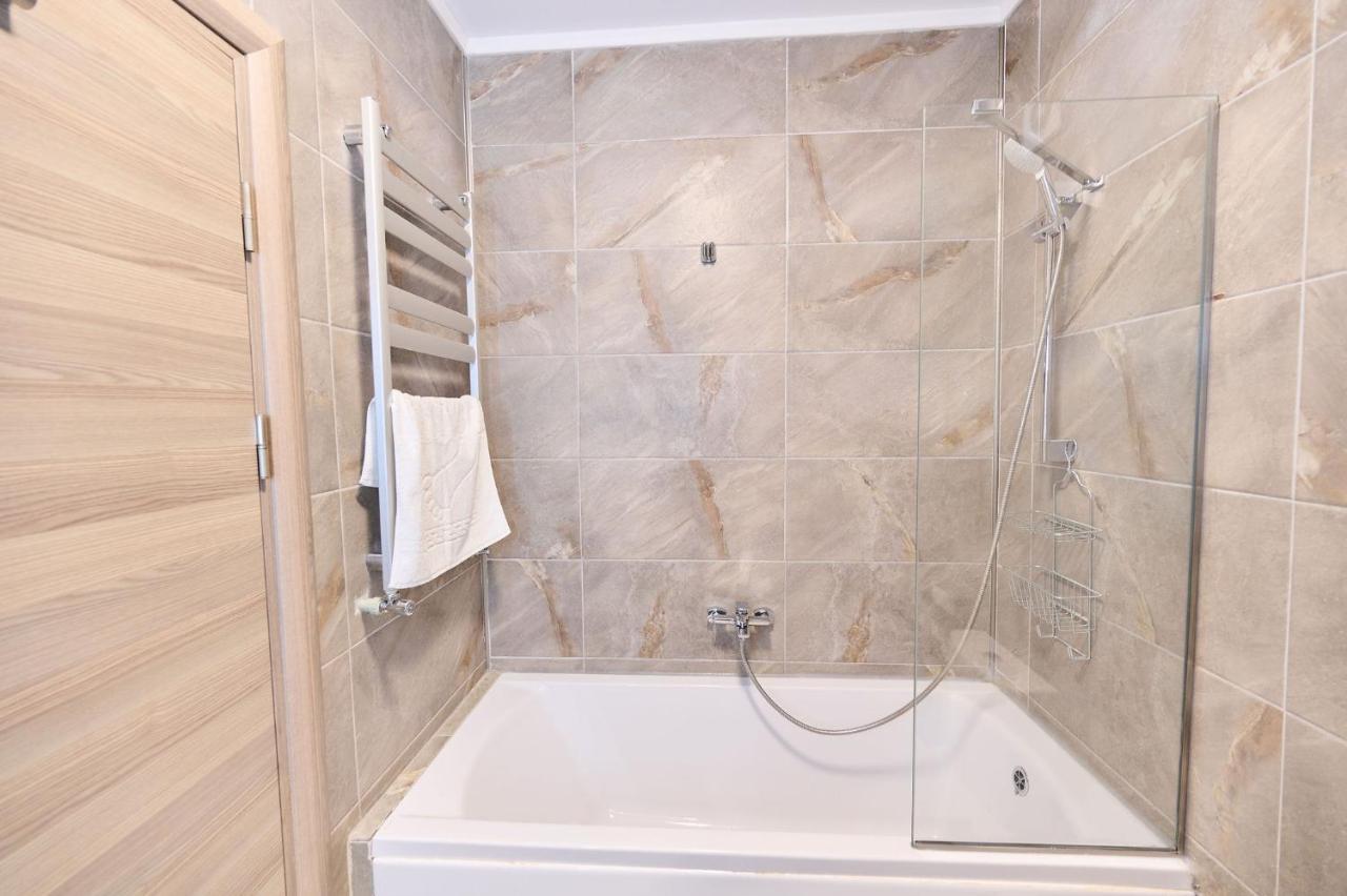 Cermar Apartment- Spa N Pool Beach Resort- Parking Mamaia Εξωτερικό φωτογραφία
