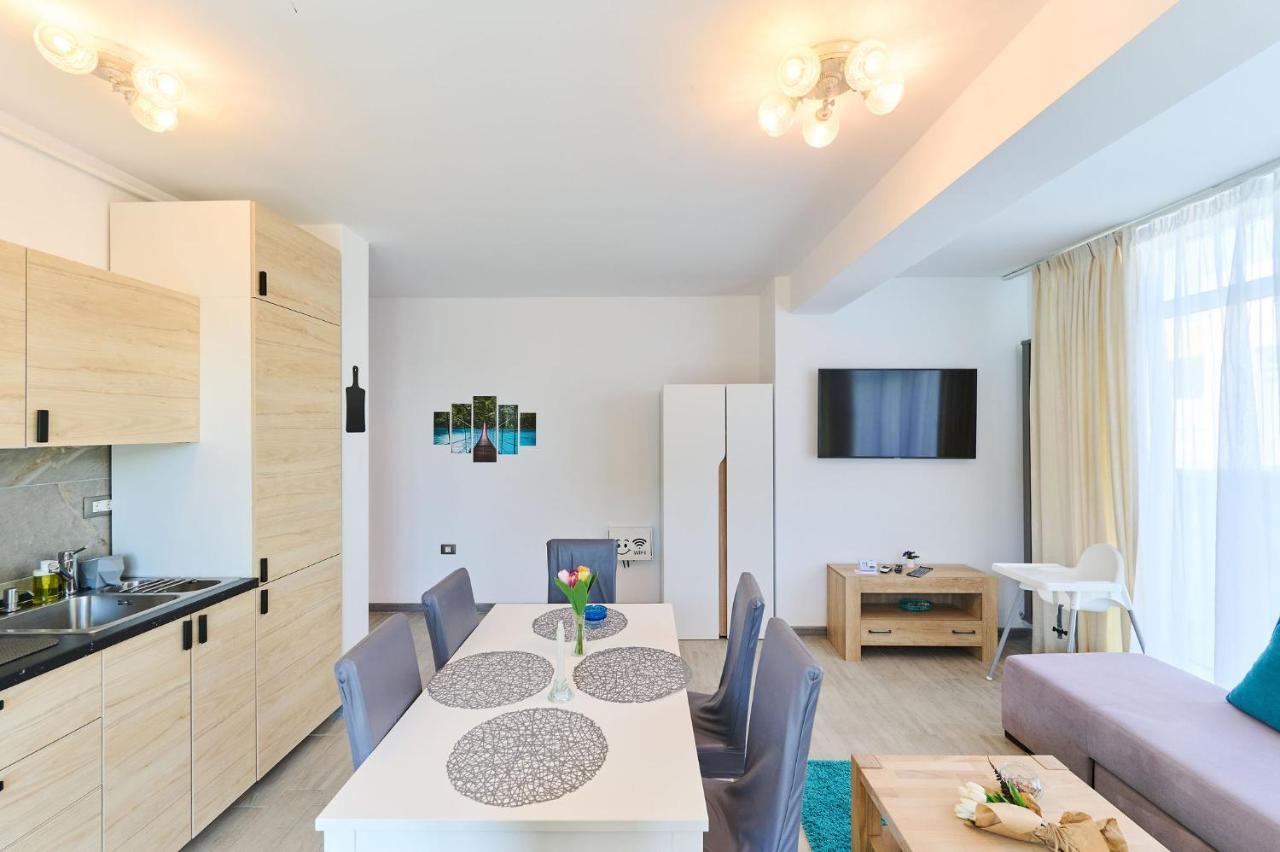 Cermar Apartment- Spa N Pool Beach Resort- Parking Mamaia Εξωτερικό φωτογραφία